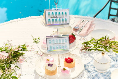 Magnetic Cat-Eye Nails: The Light-Shifting Manicure Taking Over 2026