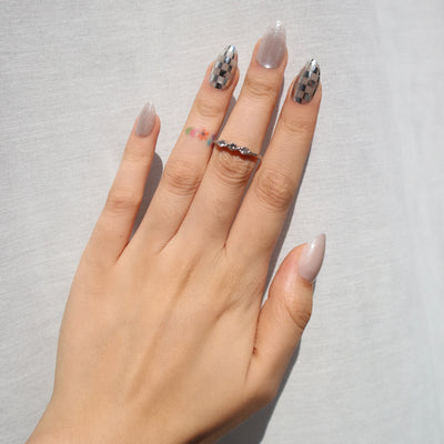 Metallic Grid